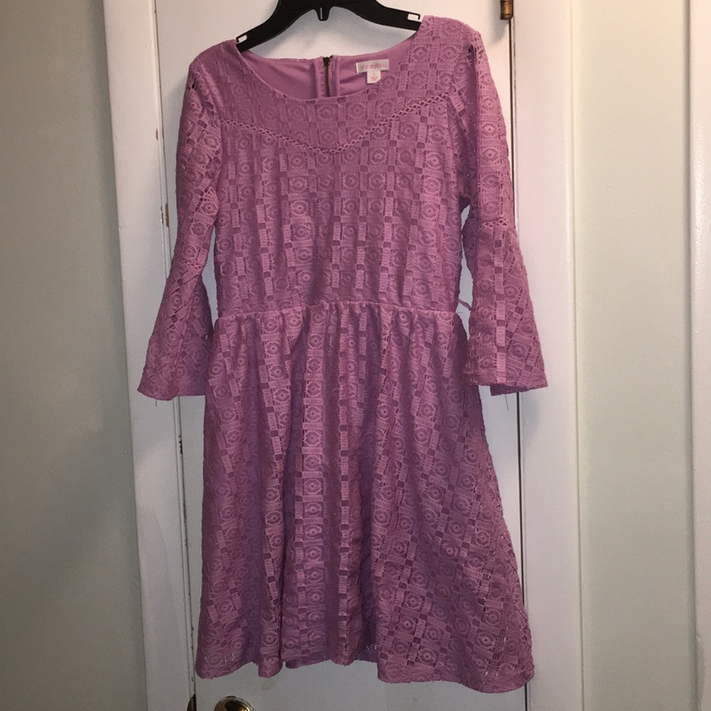 Girls size L Bell Sleeve Lace Lined Dress